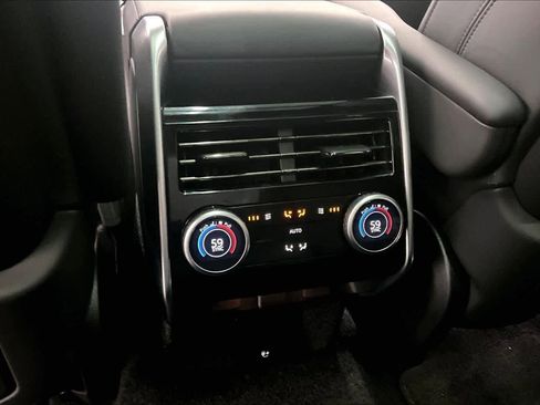 Used 2023 Land Rover Range Rover Autobiography AWD/4WD image 34