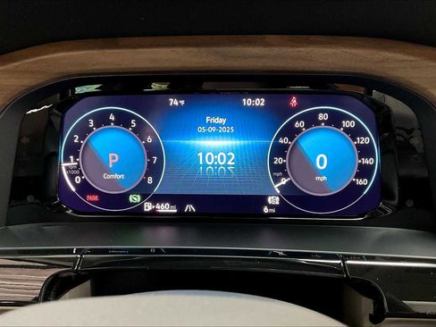 New 2025 Volkswagen Atlas SE image 19