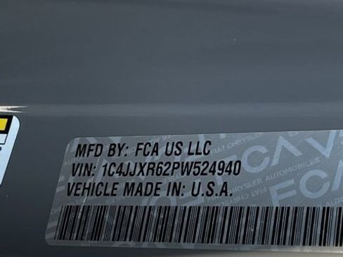 Used 2023 Jeep Wrangler Unlimited Rubicon 4xe w/ Steel Bumper Group image 37