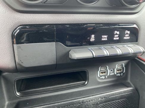 Used 2022 RAM 1500 Rebel w/ Rebel Level 2 Equipment Group AWD/4WD image 37