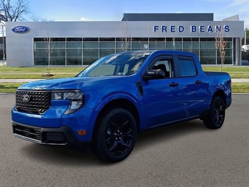 Used 2025 Ford Maverick XLT w/ XLT Luxury Package image 4