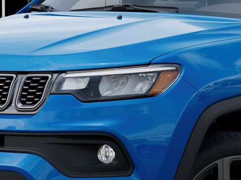 New 2026 Jeep Compass Latitude image 10