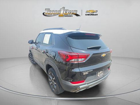 Used 2021 Chevrolet TrailBlazer ACTIV w/ Technology Package FWD image 6