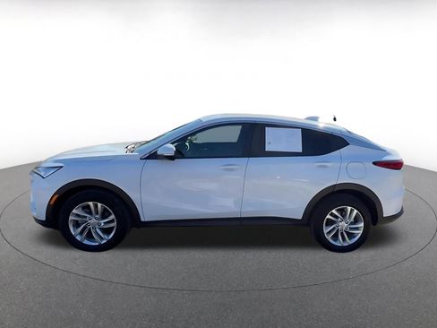 Used 2025 Buick Envista Preferred image 10