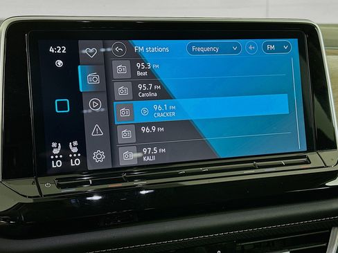 Used 2025 Volkswagen Atlas SE image 21