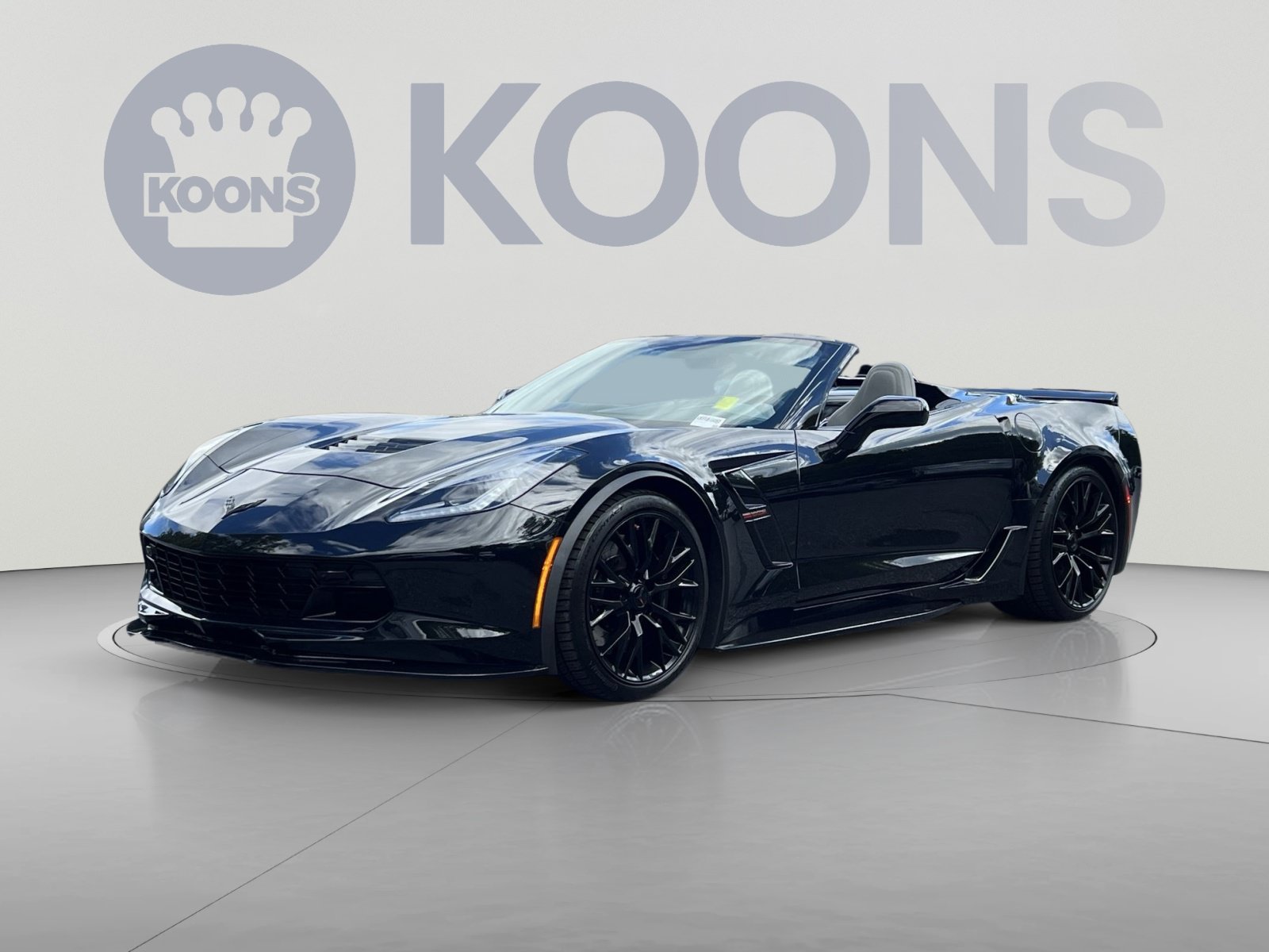 Used 2018 Chevrolet Corvette Grand Sport RWD image 1