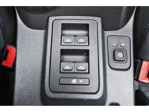 Used 2024 Ford Bronco Outer Banks w/ Sasquatch Package AWD/4WD image 22