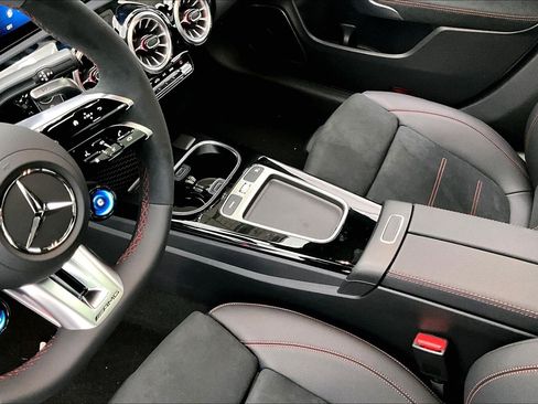 New 2026 Mercedes-Benz CLA 35 AMG 4MATIC image 8