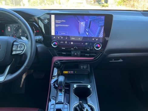 Used 2022 Lexus NX 350 AWD image 19