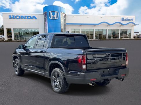 Used 2026 Honda Ridgeline TrailSport image 3