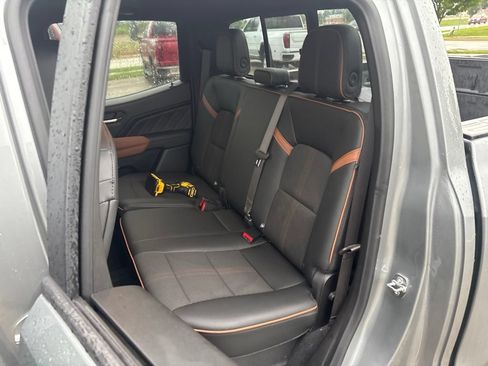 Used 2025 GMC Canyon AT4 AWD/4WD image 22