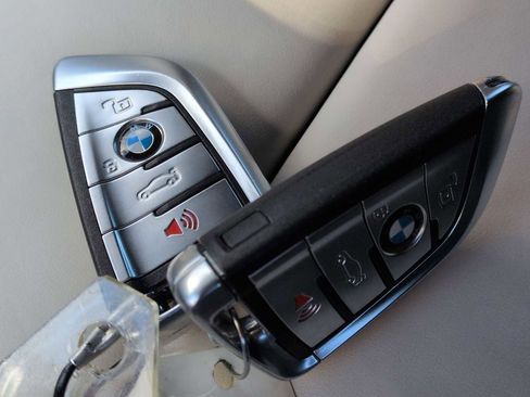 Used 2024 BMW M850i xDrive Convertible image 37