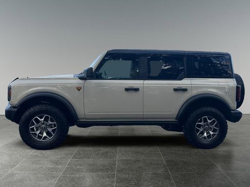 Used 2025 Ford Bronco Badlands AWD/4WD image 5