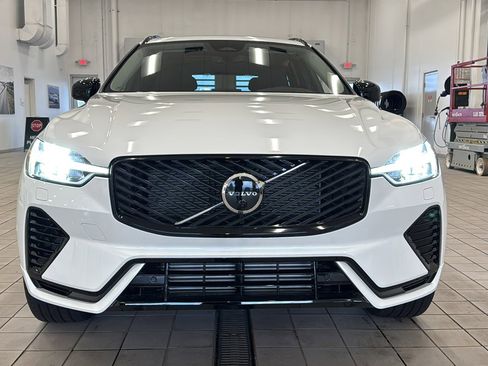 New 2026 Volvo XC60 T8 Ultra w/ Protection Package Premier AWD/4WD image 10