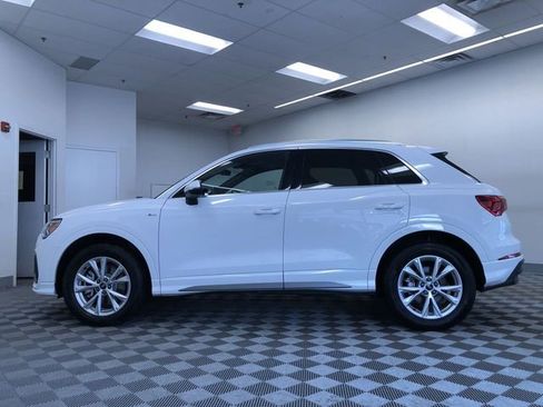 Used 2025 Audi Q3 2.0T Premium image 11