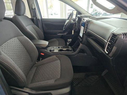Used 2024 Ford Ranger XLT w/ Technology Package image 39