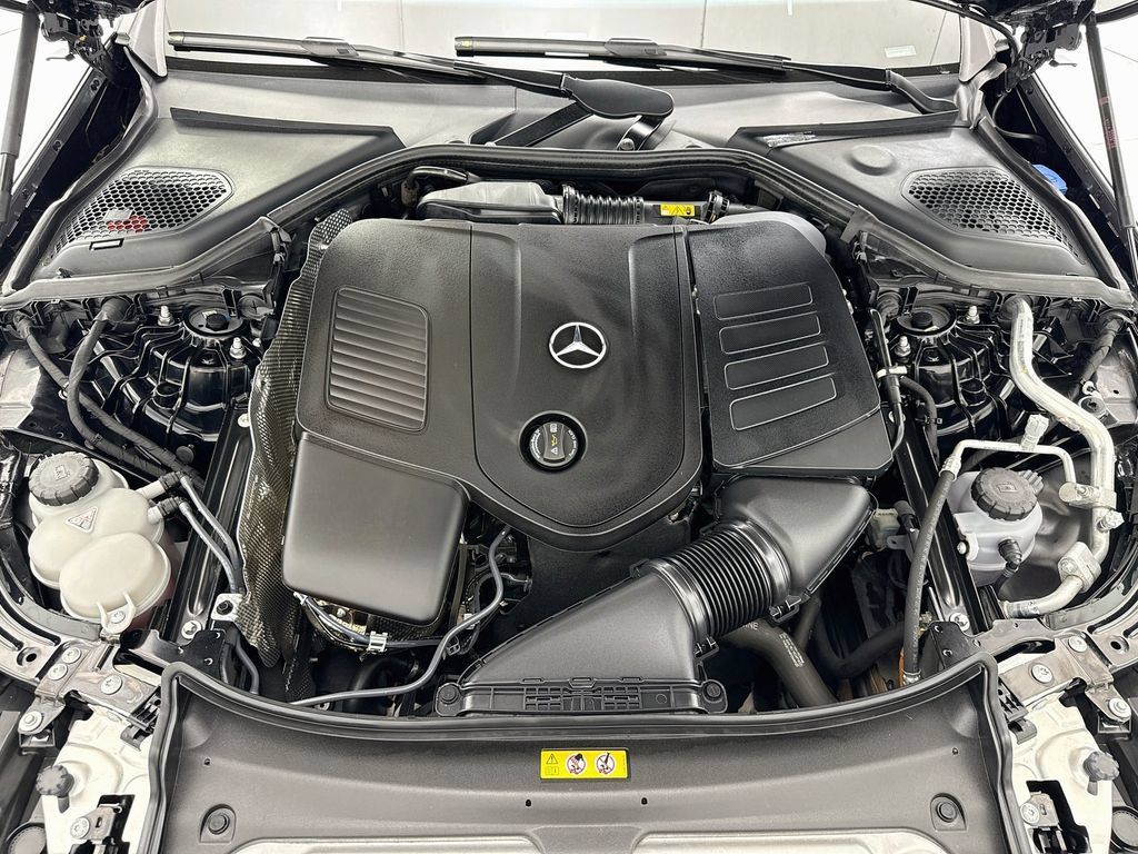 Used 2024 Mercedes-Benz E 350 4MATIC Sedan image 28