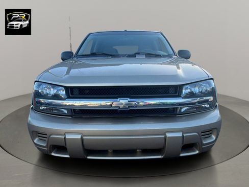 Used 2004 Chevrolet TrailBlazer LS w/ LS Preferred Equipment Group RWD image 8