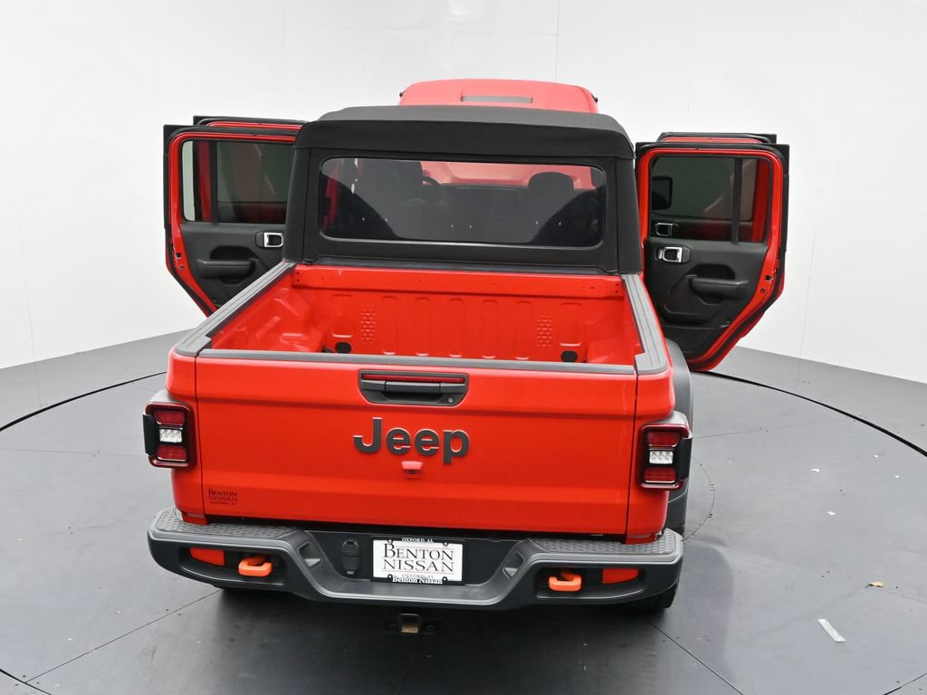 Used 2024 Jeep Gladiator Mojave AWD/4WD image 31