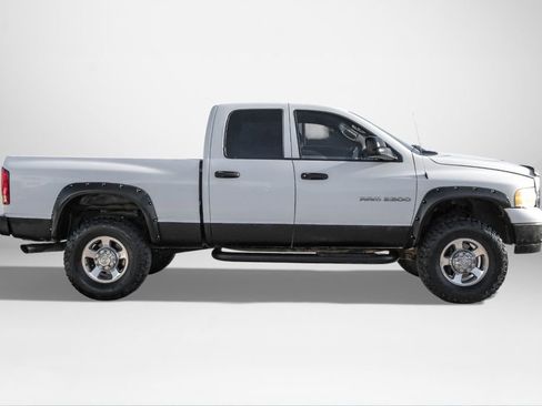 Used 2003 Dodge Ram 2500 Truck SLT image 5