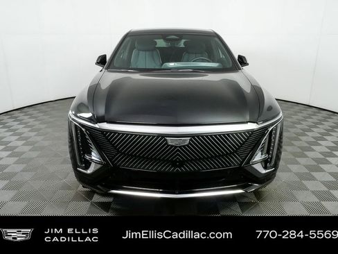 Certified 2024 Cadillac Lyriq Luxury w/ Nappa Leather Package image 38