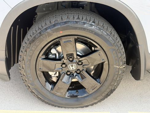 New 2026 Honda Ridgeline Black Edition image 11