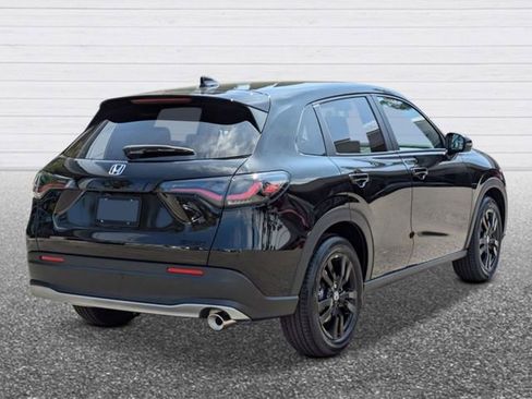 New 2026 Honda HR-V Sport image 4