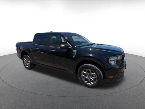 Used 2026 Ford Maverick XLT FWD image 2