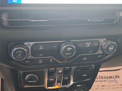 New 2026 Jeep Gladiator Sport image 23