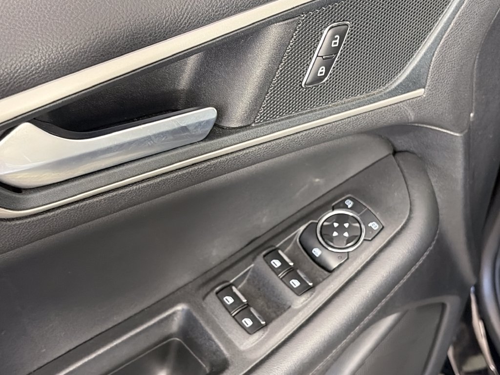 Certified 2024 Ford Edge SEL AWD/4WD image 25