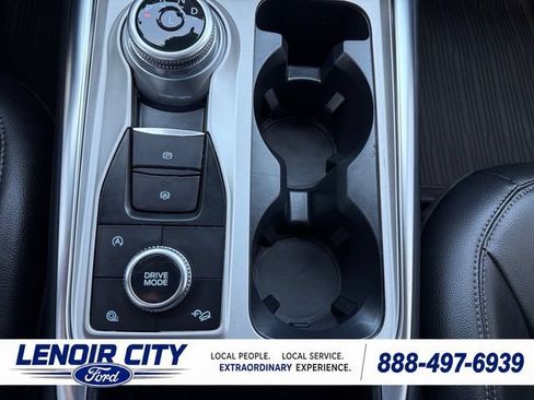 Used 2024 Ford Explorer Limited w/ Limited Technology Package AWD/4WD image 28