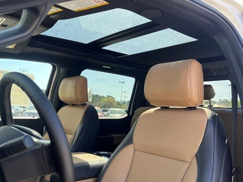 New 2025 Ford F350 Lariat w/ Lariat Ultimate Package image 15