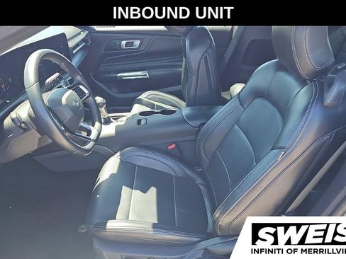 Used 2025 Ford Mustang Premium RWD image 8