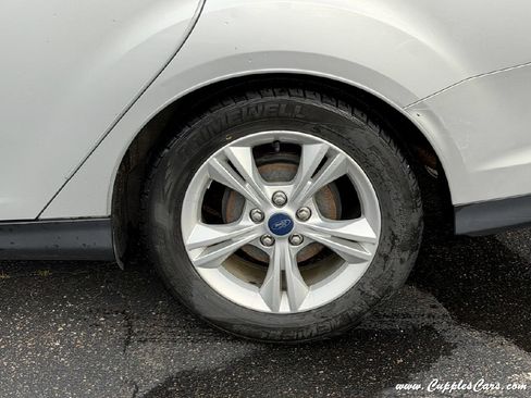 Used 2014 Ford Focus SE FWD image 34