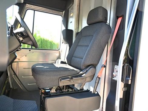 Used 2023 Chevrolet Brightdrop 600 w/ Active Safety Package 2 AWD/4WD image 18