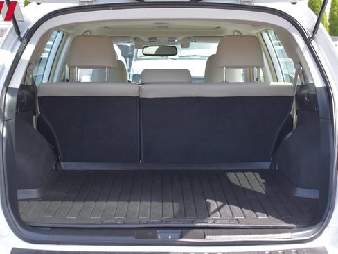 Used 2013 Subaru Outback 3.6R Limited image 28