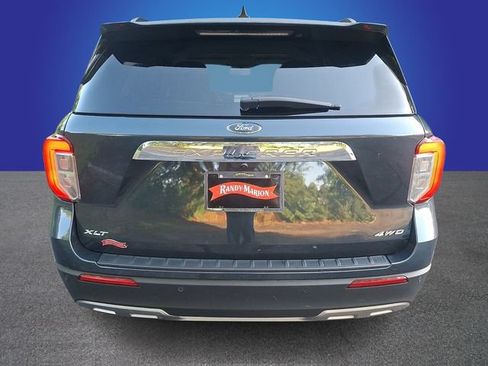 Used 2023 Ford Explorer XLT w/ Equipment Group 202A AWD/4WD image 5