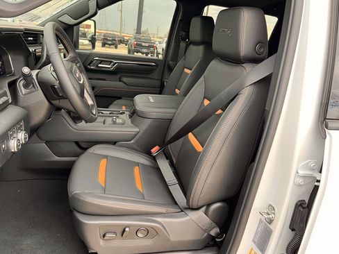 New 2026 GMC Sierra 2500 AT4 w/ AT4 Premium Plus Package image 22