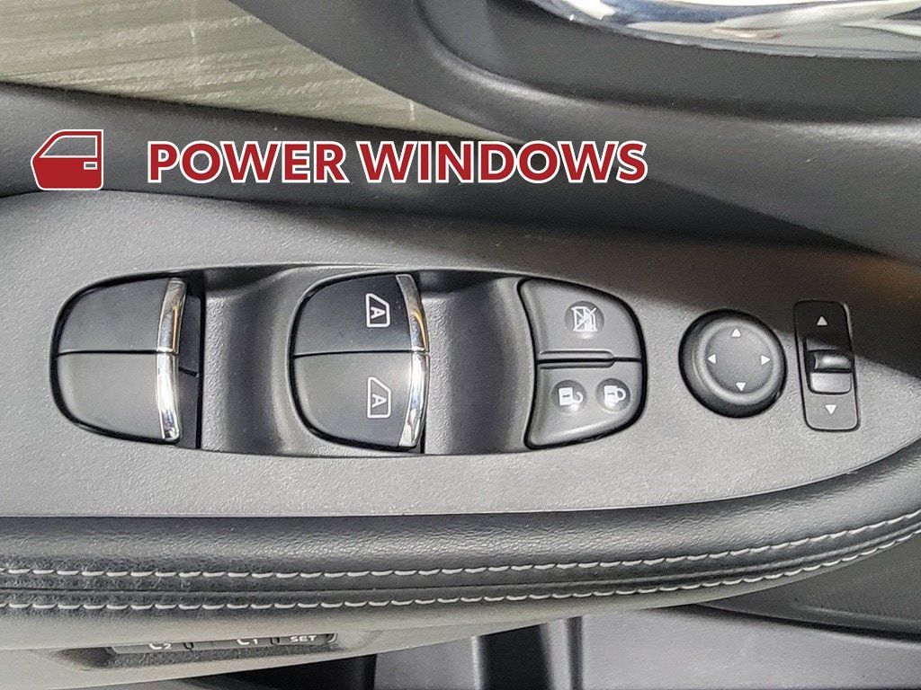 Used 2016 Nissan Murano Platinum w/ Platinum Technology Package AWD/4WD image 29