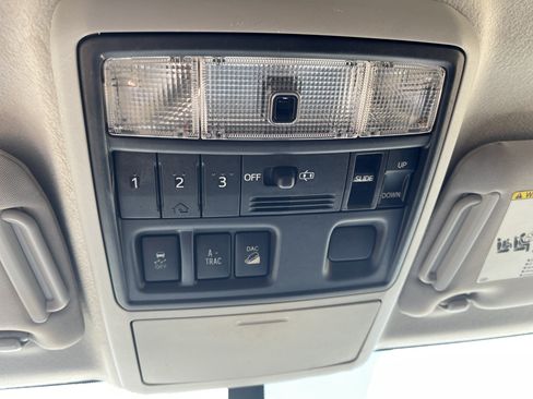 Used 2013 Toyota 4Runner SR5 w/ Convenience Pkg AWD/4WD image 32