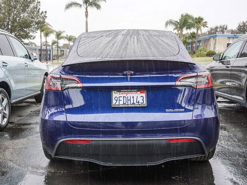 Used 2022 Tesla Model Y Performance AWD/4WD image 4