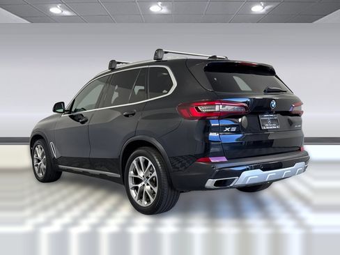 Used 2022 BMW X5 xDrive40i w/ Premium Package image 3