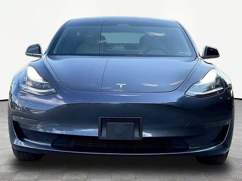Used 2019 Tesla Model 3 RWD image 2