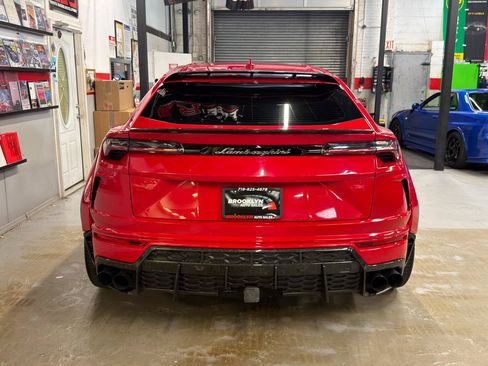 Used 2019 Lamborghini Urus AWD/4WD image 8