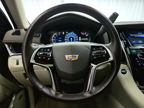Used 2016 Cadillac Escalade Premium AWD/4WD image 15