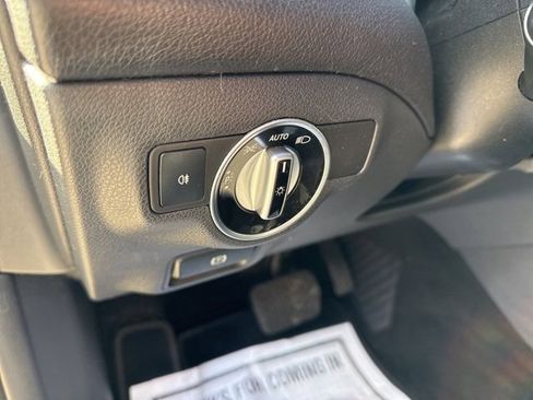 Used 2014 Mercedes-Benz CLA 250 image 26
