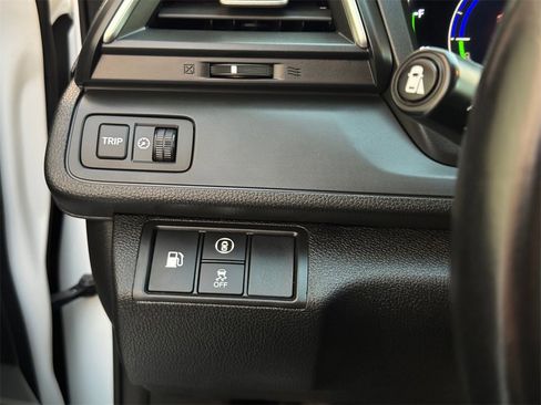 Used 2019 Honda Insight Touring image 29