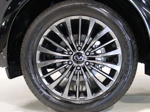 Used 2024 INFINITI QX80 Sensory AWD/4WD image 87
