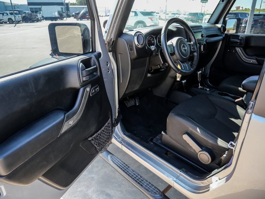 Used 2016 Jeep Wrangler Sport w/ Quick Order Package 24S AWD/4WD image 22