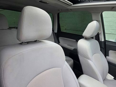 Used 2014 Subaru Forester 2.5i Premium w/ All-Weather Package AWD/4WD image 14
